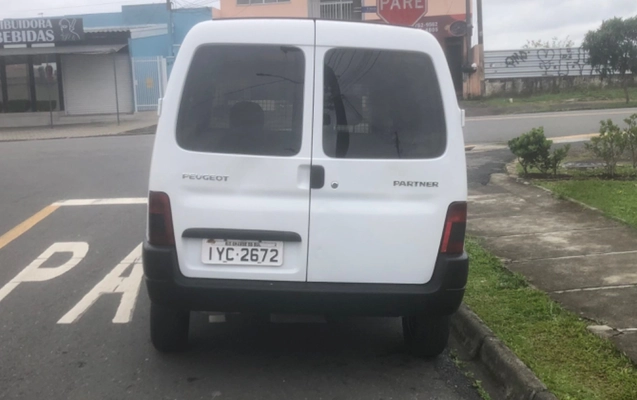 imagem-https://www.socarrao.com.br/sc-vehicle-images-prod/4067375/1790189573146-SU1HXzYwNjEuanBlZw.jpeg