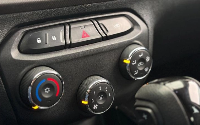 imagem-https://www.socarrao.com.br/sc-vehicle-images-prod/4067424/1790189802933-8458951_1_B_76a6352c55.jpeg