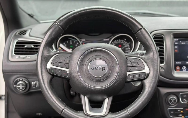 imagem-https://www.socarrao.com.br/sc-vehicle-images-prod/4067425/1790190024835-8492017_11_B_186fbcac56.jpeg