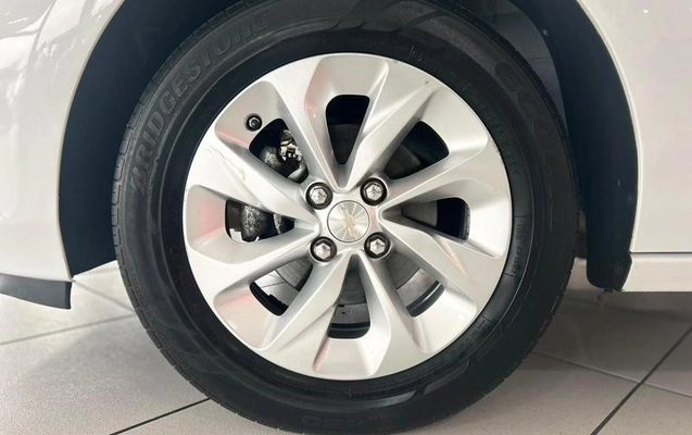 imagem-https://www.socarrao.com.br/sc-vehicle-images-prod/4067451/1790352207608-8491882_8_B_999f313961.jpeg