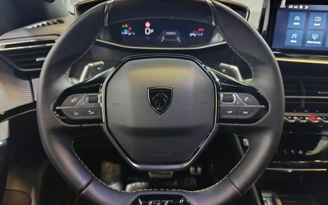 imagem-https://www.socarrao.com.br/sc-vehicle-images-prod/4067452/1790189845906-8506476_12_B_58cbb03de7.jpeg