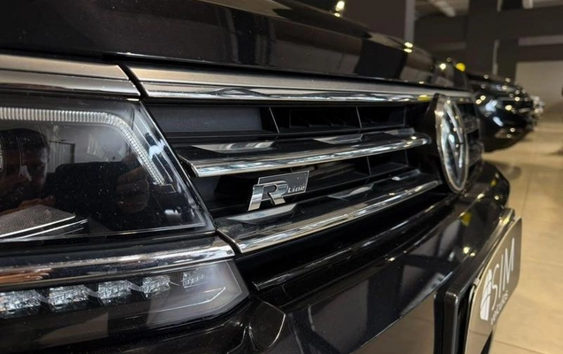 imagem-https://www.socarrao.com.br/sc-vehicle-images-prod/4067469/1790189938422-8496315_17_B_f20450b6c3.jpeg