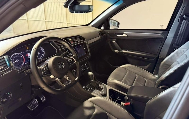 imagem-https://www.socarrao.com.br/sc-vehicle-images-prod/4067469/1790189938442-8496315_6_B_16f24717ad.jpeg
