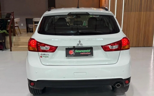 imagem-https://www.socarrao.com.br/sc-vehicle-images-prod/4067473/1790189997858-vehicle_image_1790189977_7bb341030dda34d60800f965a4ea07c1.jpeg