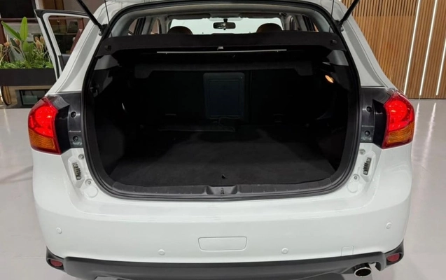 imagem-https://www.socarrao.com.br/sc-vehicle-images-prod/4067473/1790189997864-vehicle_image_1790189987_9620bfd5116ed574a6f3b37580660030.jpeg