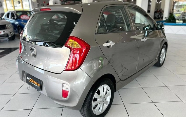 imagem-https://www.socarrao.com.br/sc-vehicle-images-prod/4067474/1790199623683-8493698_4_B_495c2965cd.jpeg