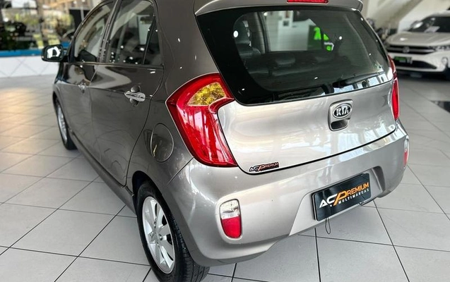 imagem-https://www.socarrao.com.br/sc-vehicle-images-prod/4067474/1790199623687-8493698_6_B_2ad95227f0.jpeg