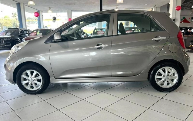 imagem-https://www.socarrao.com.br/sc-vehicle-images-prod/4067474/1790199623689-8493698_7_B_52d65c2c2a.jpeg