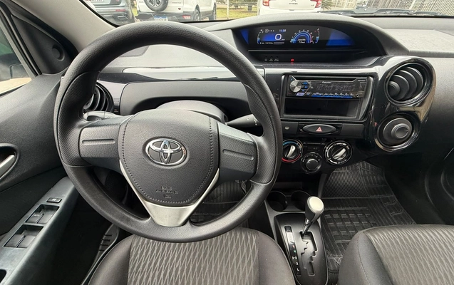 imagem-https://www.socarrao.com.br/sc-vehicle-images-prod/4067551/1790190230653-bfab8d1867ef49ce83540a4ec1a96b7e_1790183082339.jpg