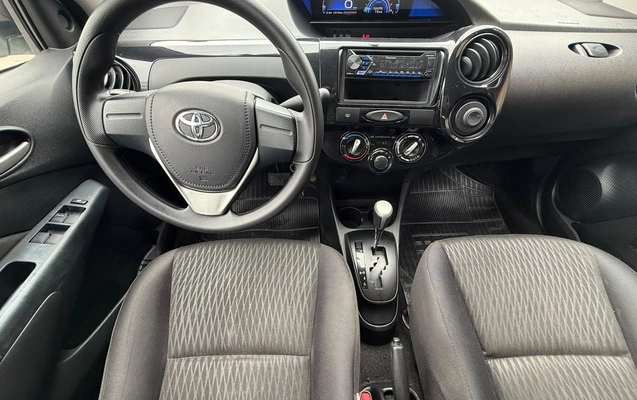imagem-https://www.socarrao.com.br/sc-vehicle-images-prod/4067551/1790190230656-e3f32ddfdd8547c5aa59f9cb9e3949f1_1790183082356.jpg