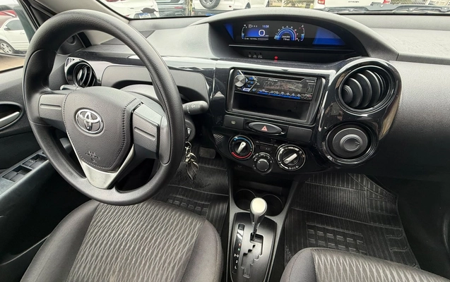 imagem-https://www.socarrao.com.br/sc-vehicle-images-prod/4067551/1790190230657-e5f85915715e4093aa31526ba93312d5_1790183082367.jpg