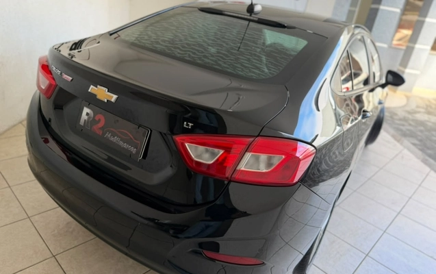imagem-https://www.socarrao.com.br/sc-vehicle-images-prod/4067619/1790190371802-iKFzOZE3eTcx8jAuqlSLrmFX01hN1QJ9.jpg