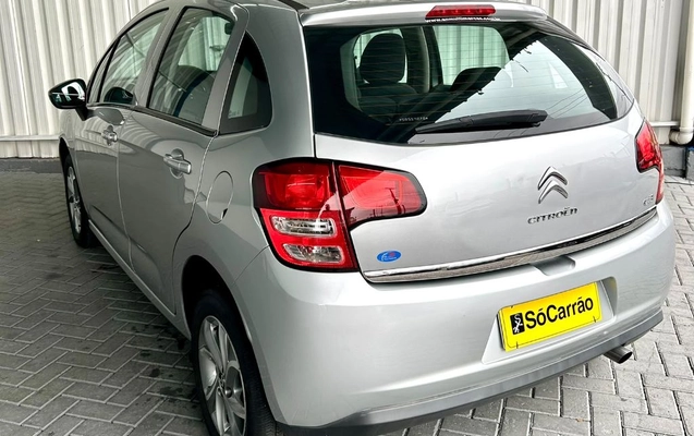 imagem-https://www.socarrao.com.br/sc-vehicle-images-prod/4067638/1790190413603-gb-a271296.jpg