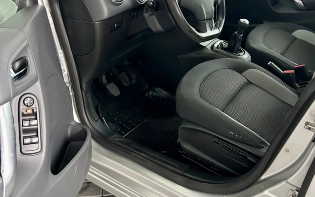 imagem-https://www.socarrao.com.br/sc-vehicle-images-prod/4067638/1790190413609-gb-54638b3.jpg