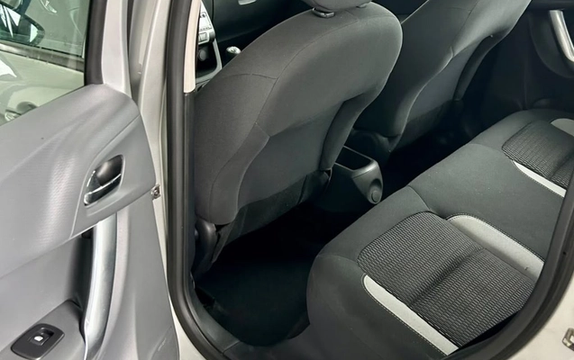 imagem-https://www.socarrao.com.br/sc-vehicle-images-prod/4067638/1790190413615-gb-7d7af74.jpg