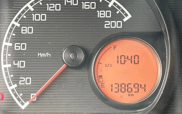 imagem-https://www.socarrao.com.br/sc-vehicle-images-prod/4067716/1790190623669-RkNfMzkzOV84NTA0NjI5XzJfVl9lMmMzNzdiN2QxLmpwZWc.jpeg