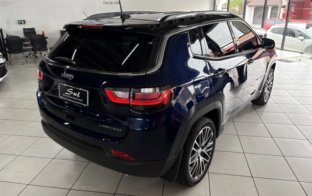imagem-https://www.socarrao.com.br/sc-vehicle-images-prod/4067762/1790190714087-ZNYa4DT4oYu75tSUKy8ETp4YtBVIIPKp.jpg