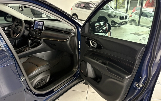 imagem-https://www.socarrao.com.br/sc-vehicle-images-prod/4067762/1790190714110-6qWtGI0mextSw4sAAJ1zTCFwqhRaR98H.jpg