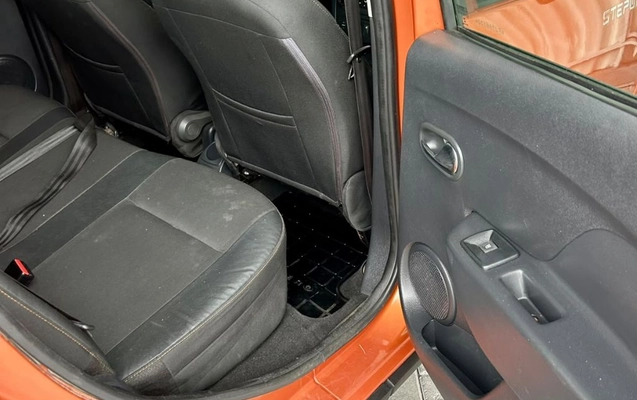 imagem-https://www.socarrao.com.br/sc-vehicle-images-prod/4067779/1790190784523-gb-d33996d.jpg