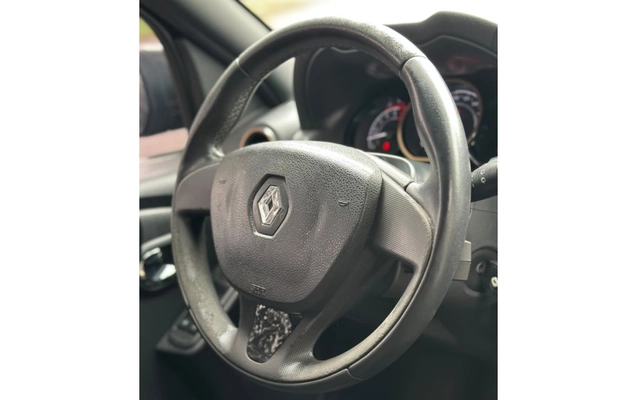 imagem-https://www.socarrao.com.br/sc-vehicle-images-prod/4068114/1790191490626-8_042329.jpg