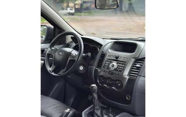 imagem-https://www.socarrao.com.br/sc-vehicle-images-prod/4068174/1790191694520-9_042748.jpg