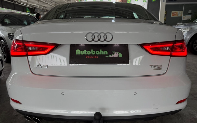 imagem-https://www.socarrao.com.br/sc-vehicle-images-prod/4068209/1790191822741-6b4755d9-9eca-418e-b7ef-14d47cf95a3b.jpg