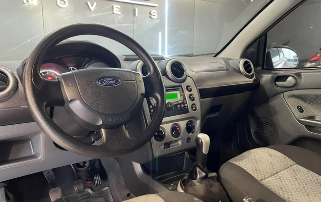 imagem-https://www.socarrao.com.br/sc-vehicle-images-prod/4068483/1790192507059-003_c2a07466fb3f0a12a50816a7ab0d57d6.jpeg
