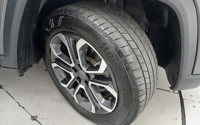 imagem-https://www.socarrao.com.br/sc-vehicle-images-prod/4068568/1790192705108-1_044457.jpg