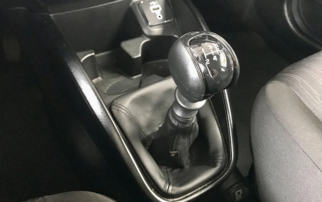 imagem-https://www.socarrao.com.br/sc-vehicle-images-prod/4069004/1790193716761-nBFSfgjYxWLBwy4hb70Kb6Uuq2fPqFCW.jpg