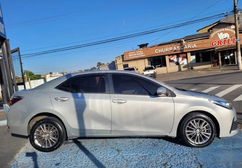 Toyota Corolla 2018 Prata — foto 1 de 3