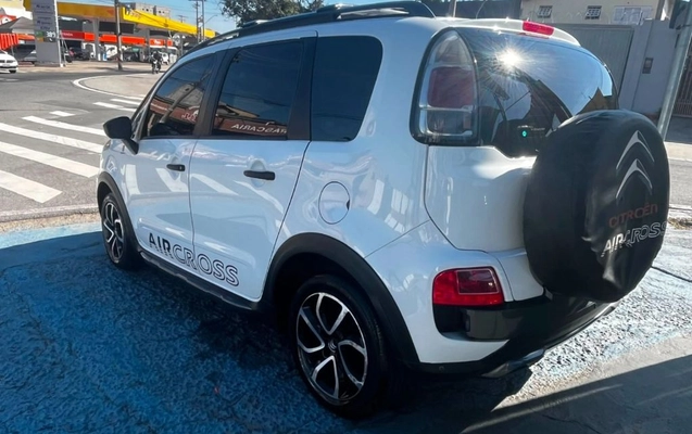 imagem-https://www.socarrao.com.br/sc-vehicle-images-prod/4069058/1790193813456-gb-0088ccf.jpeg