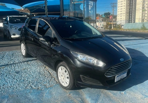 Ford Fiesta 2017 Preto — foto 1 de 3