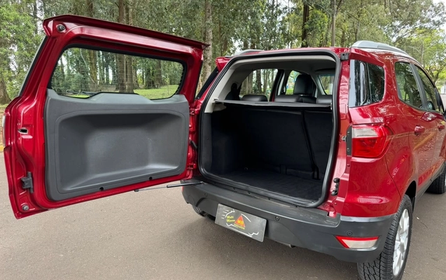 imagem-https://www.socarrao.com.br/sc-vehicle-images-prod/4069125/1790193938549-V2hhdHNBcHAgSW1hZ2UgMjAyNi0wOS0yMyBhdCAxNi4zNC4wNCAoMykuanBlZw.jpeg