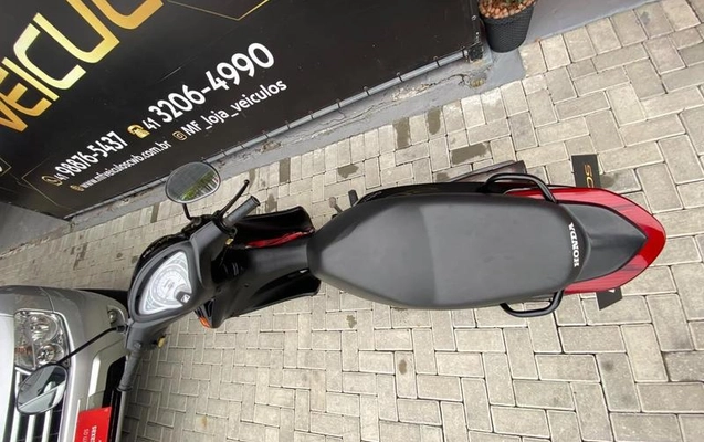 imagem-https://www.socarrao.com.br/sc-vehicle-images-prod/4069364/1790447613369-8500648_4_B_6f4b14b476.jpeg