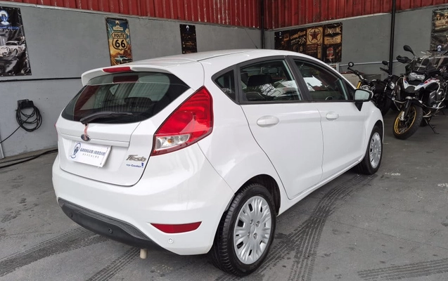 imagem-https://www.socarrao.com.br/sc-vehicle-images-prod/4069443/1790194878513-vehicle_image_1790194726_454a2d7bb6c509bd7dc96f014b433990.jpeg