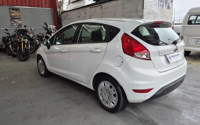 imagem-https://www.socarrao.com.br/sc-vehicle-images-prod/4069443/1790194878517-vehicle_image_1790194734_ab9236e7bbec892be8703ab779822cd9.jpeg