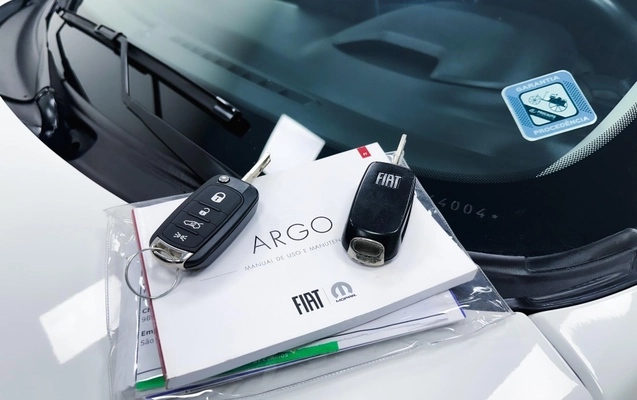 imagem-https://www.socarrao.com.br/sc-vehicle-images-prod/4069501/1790194978324-bb9e759f564f45958cfd1a6397e13fe2_1790194957291.jpg