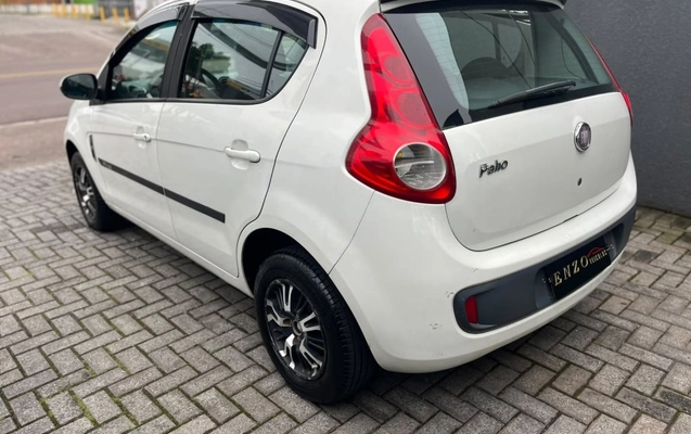 imagem-https://www.socarrao.com.br/sc-vehicle-images-prod/4069557/1790195734399-vehicle_image_1790195068_7beca31b4c4bf6bbb5732d163f923cfd.jpeg