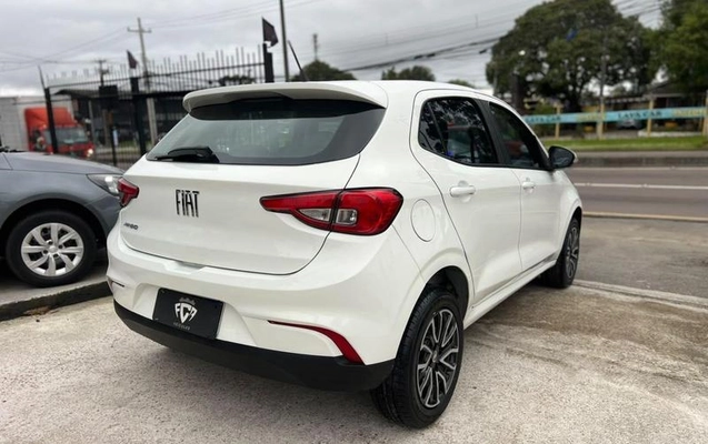 imagem-https://www.socarrao.com.br/sc-vehicle-images-prod/4069577/1790198131133-8504182_13_B_38d2a9d6ed.jpeg