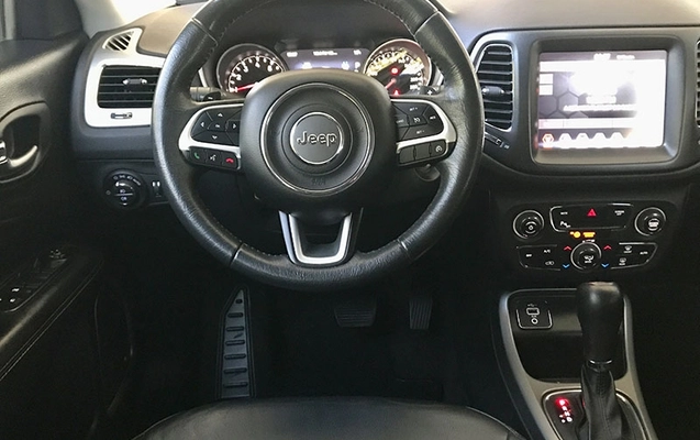 imagem-https://www.socarrao.com.br/sc-vehicle-images-prod/4069685/1790284372324-b27erhNZuZLnS8LP031l5P6E9ssVzKSl.jpg