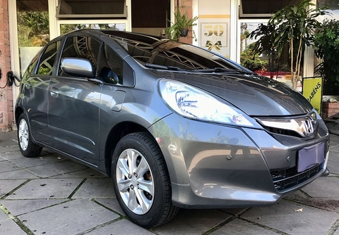Honda Fit 2013 Cinza — foto 1 de 3