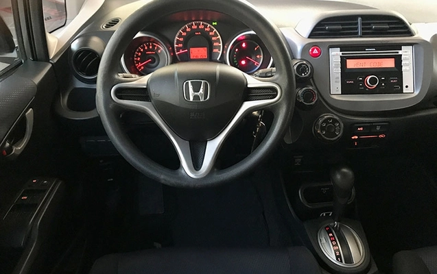imagem-https://www.socarrao.com.br/sc-vehicle-images-prod/4069934/1790284297558-4oEVk45OLIAFDz1vpiP0TTwRHO4AWdkn.jpg