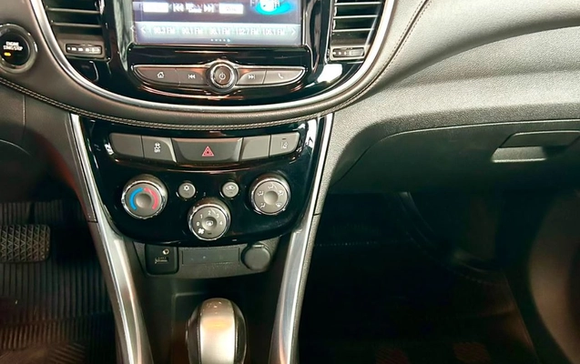 imagem-https://www.socarrao.com.br/sc-vehicle-images-prod/4069936/1790196034175-gb-d8bfa8b.jpg