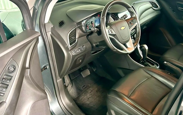 imagem-https://www.socarrao.com.br/sc-vehicle-images-prod/4069936/1790196034183-gb-37e2eef.jpg