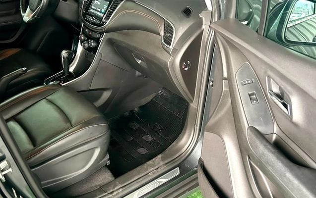 imagem-https://www.socarrao.com.br/sc-vehicle-images-prod/4069936/1790196034203-gb-c4c4ace.jpg