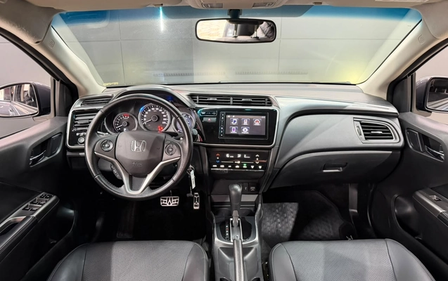 imagem-https://www.socarrao.com.br/sc-vehicle-images-prod/4070008/1790196179117-003_11de3f842c6df0de6f3651bd041beec0.jpg