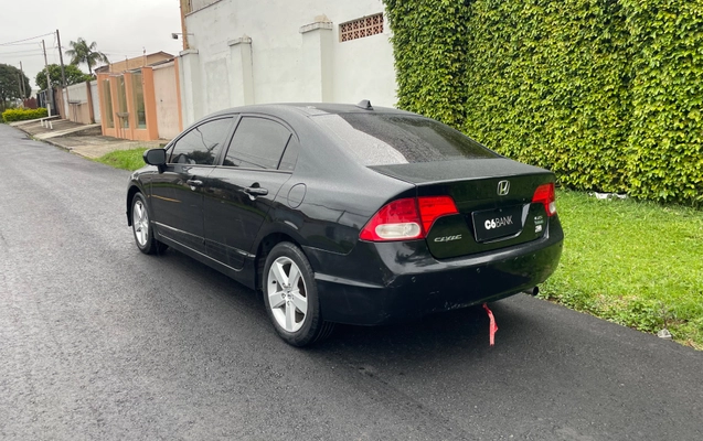 imagem-https://www.socarrao.com.br/sc-vehicle-images-prod/4070081/1790196360963-0308a5dd-61fd-4677-8198-ee875a8ac945.jpg