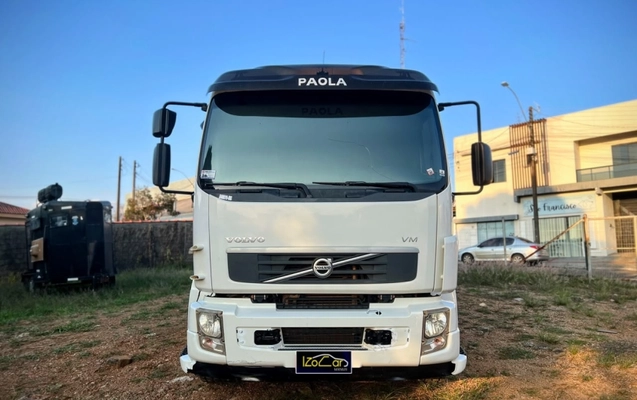 imagem-https://www.socarrao.com.br/sc-vehicle-images-prod/4070262/1790197129596-DvX15X3vhPZ1zV5oWnnxR8dPKovLmOSq.jpg