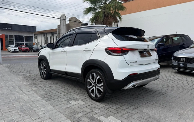 imagem-https://www.socarrao.com.br/sc-vehicle-images-prod/40703/1769988716821-7245369OR_1769196259_63_30.jpg