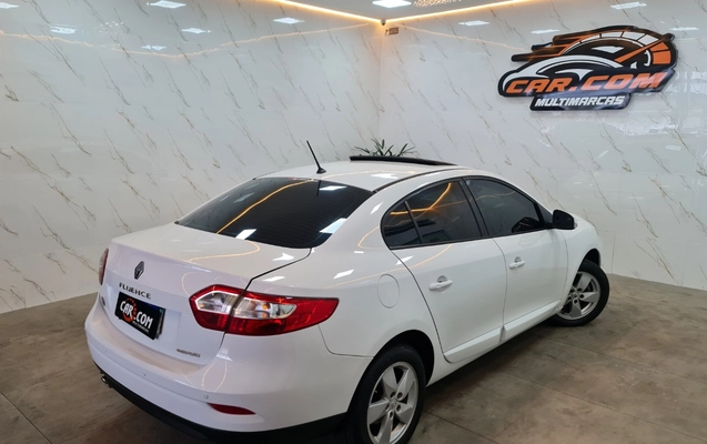 imagem-https://www.socarrao.com.br/sc-vehicle-images-prod/4070333/1790197063704-Ny5qcGc.jpg